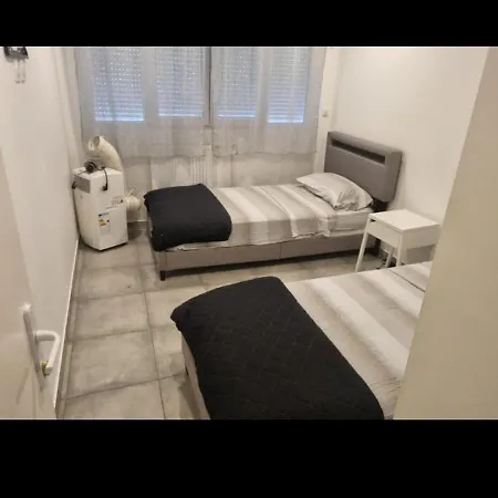 Daire Grand Appartement, 2 Ou 3 Ou 4 Pieces, Tramway Sur Place, Proche Gare Sncf St Augustin 5 Min, Aeroport A 7 Min, Ou Allianz Riviera 10 Min, Palais Nikaia 2 Min , Supermarche Sur Place, Parking Possible Si Disponible Ou Payant A 1000 Metre